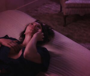 Carmen Ejogo Hot - The Girlfriend Experience s02e02 (2017)