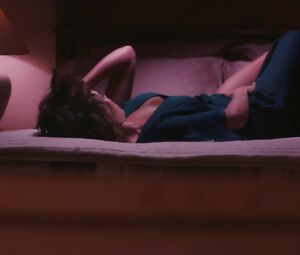 Carmen Ejogo Hot - The Girlfriend Experience s02e02 (2017)