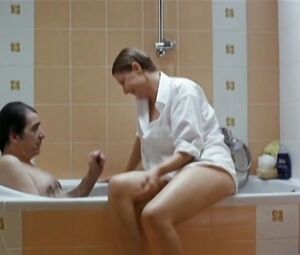 Natasa Dorcic naked - Neka ostane medju nama (2010)