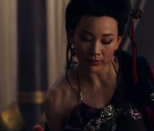 Olivia Cheng naked, Leifennie Ang naked – Marco Polo s01e06 (2014)