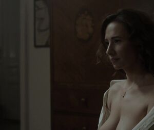 Aleksandra Poplawska, Pola Błasik Naked - Miasto skarbow s01e10 (2017)