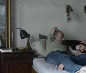 Aleksandra Poplawska, Pola Błasik Naked - Miasto skarbow s01e10 (2017)