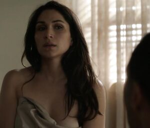 Lela Loren naked – Power s02e01 (2015)
