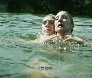 Sexy Nikola Kastner, Sonja Gerhardt, Yvonne Yung Hee Bormann Deutschland 83 S01E02-04 (2015)