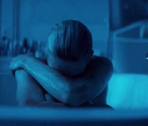 Charlize Theron, Sofia Boutella Naked - Atomic Blonde (US 2017)