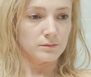 Alexandra Borbely Naked - On Body and Soul (2017)