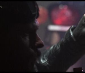 Chelsea Field, Mitzi Martin, Bobbie Tyler naked – Harley Davidson and the Marlboro Man (1991)