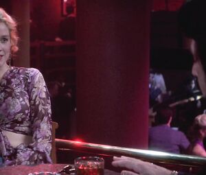 Sexy Penelope Ann Miller - Carlito's Way (1993)