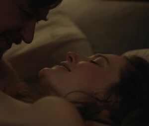 Lindsay Burdge Naked - Easy s02e02 (2017)