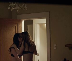 Lesbian short scene Alexa-Jeanne Dube, Kimberly Laferriere Nude - Feminin_Feminin s01e05 (2014)