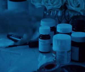 Lesbian kissing scene Charlize Theron, Sofia Boutella Naked - Atomic Blonde (2017) Nude scenes