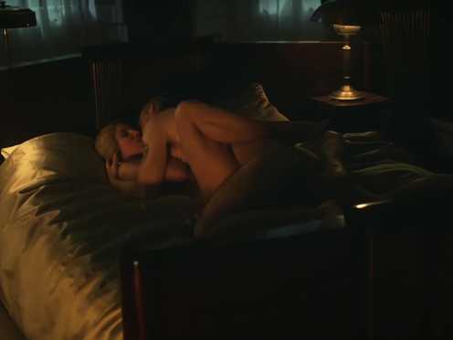 496px x 372px - Annabelle Wallis nude Scenes