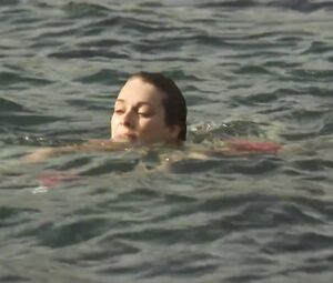 Claire Helene Cahen Nude - Lambeaux (2011)