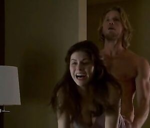 Sex Scene Alexandra Daddario sexy โ The Layover (2017)