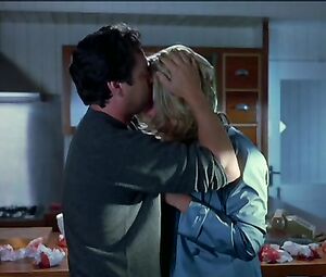 Sexy Natasha Henstridge - Secon Skin (2000)