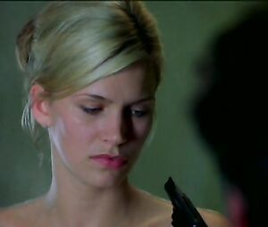 Sexy Natasha Henstridge - Secon Skin (2000)