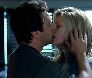 Sexy Natasha Henstridge - Secon Skin (2000)