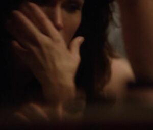 Naturi Naughton nude, Lela Loren nude – Power s01e02 (2014)