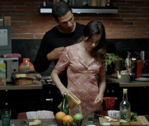 Sexy Marina Fois & Elodie Bouchez - Happy Few (2010)