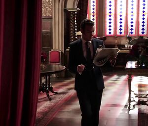 Keeley Hazell hot, Sarah Dumont hot, Alexandra Park hot โ The Royals s02e05 (2015)