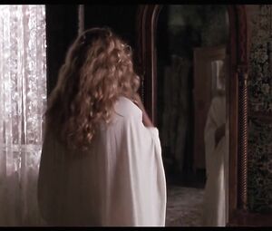 Natasha Richardson nude – The Comfort of Strangers (1990)