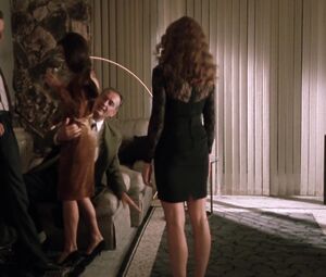 Topless actress Mimi Rogers, Stephanie Menuez, Carole Davis nude - The Rapture (1991)