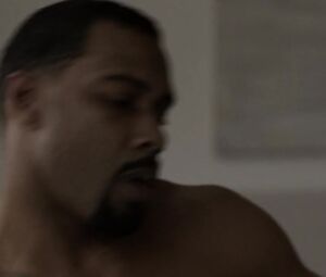 Sex Scene Lela Loren nude, Naturi Naughton sexy โ Power s01e07 (2014)