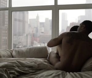 Sex Scene Lela Loren nude, Naturi Naughton sexy โ Power s01e07 (2014)
