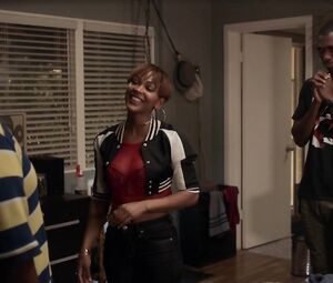 Meagan Good, Kosha Patel Hot - White Famous s01e08 (2017)