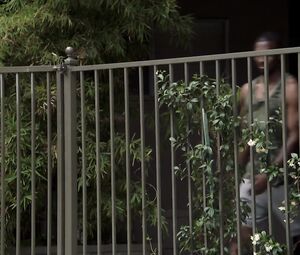 Meagan Good, Kosha Patel Hot - White Famous s01e08 (2017)