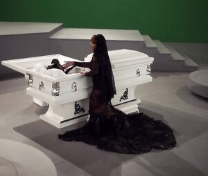 Meagan Good, Kosha Patel Hot - White Famous s01e08 (2017)