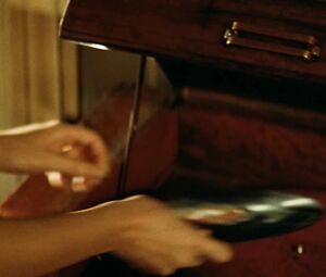 Monica Bellucci nude (Malena UNCUT Scene)