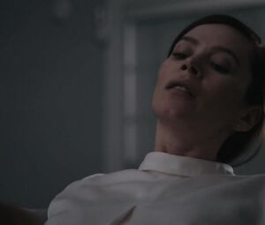 Louisa Krause Nude - The Girlfriend Experience s02e05 (2017)
