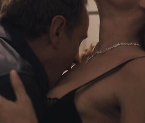 Jennifer Garner Hot - Wakefield (2016)