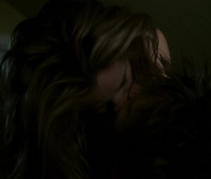 Maria Bello nude - A History of Violence (2005)