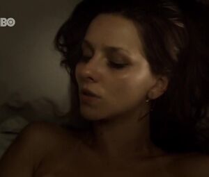 Sex Scene Leticia Tomazella nude - O Negocio S02E05 (2014)