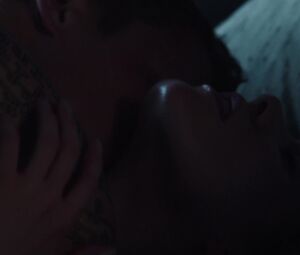 Sexy Roxanne McKee - Dominion S01 E2 (2014)