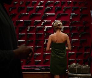 Arielle Kebbel hot – Midnight Texas s01e01 (2017)