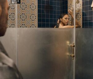 Moran Atias Hot - Tyrant s01e03 (2014)
