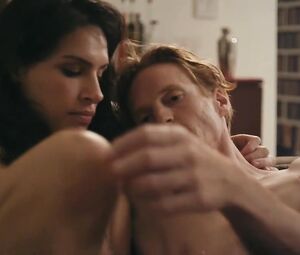 Desiree Akhavan Nude - Appropriate Behavior (2014)