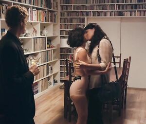 Desiree Akhavan Nude - Appropriate Behavior (2014)