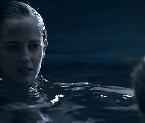 Maria Valverde, Eva Green nude - Cracks (2009)