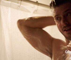 Taylor Black, Sarah Ramos nude - Midnight Texas (2017) s1e4