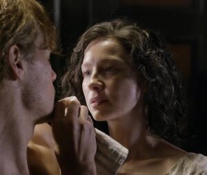 Sex Scene Caitriona Balfe Nude - Outlander s03e13 (2017)