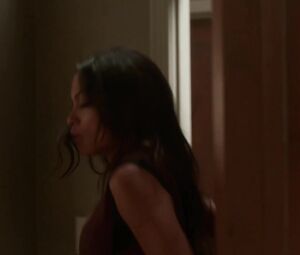 Rosario Dawson, Katherine Heigl nude - Unforgettable (2017)