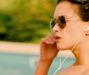 Paulina Andreeva nude - Sarancha (2014)