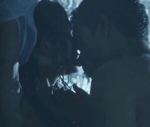 Paulina Andreeva nude - Sarancha (2014)