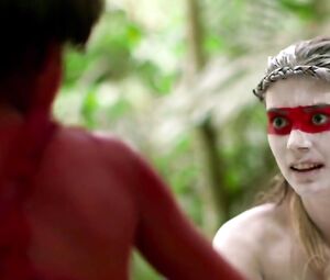 Lorenza Izzo nude - The Green Inferno (2013)