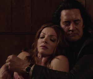 Nicole LaLiberte nude - Twin Peaks S03E02 (2017)