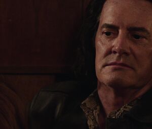 Nicole LaLiberte nude - Twin Peaks S03E02 (2017)